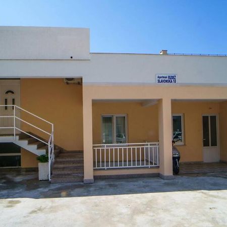 Lovely Studio Apartment For 2 Free Private Parking Makarska Exterior photo